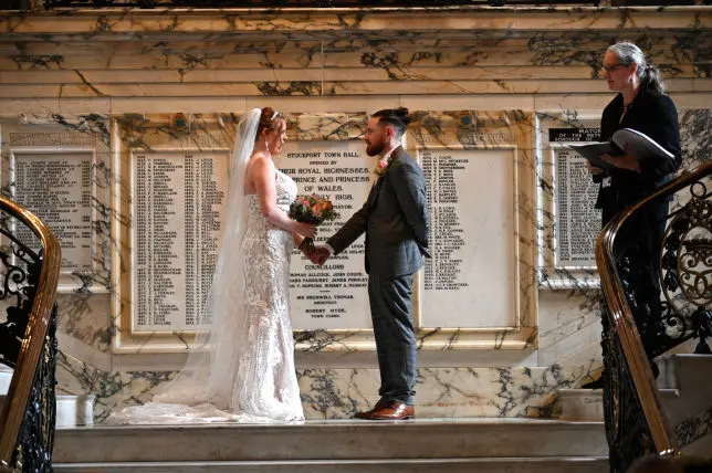 bride and groom at stockport town hall